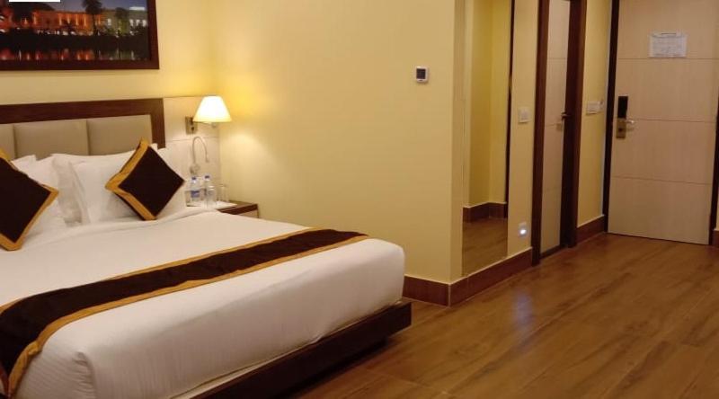 آغارتالا Hotel Rimi International المظهر الخارجي الصورة