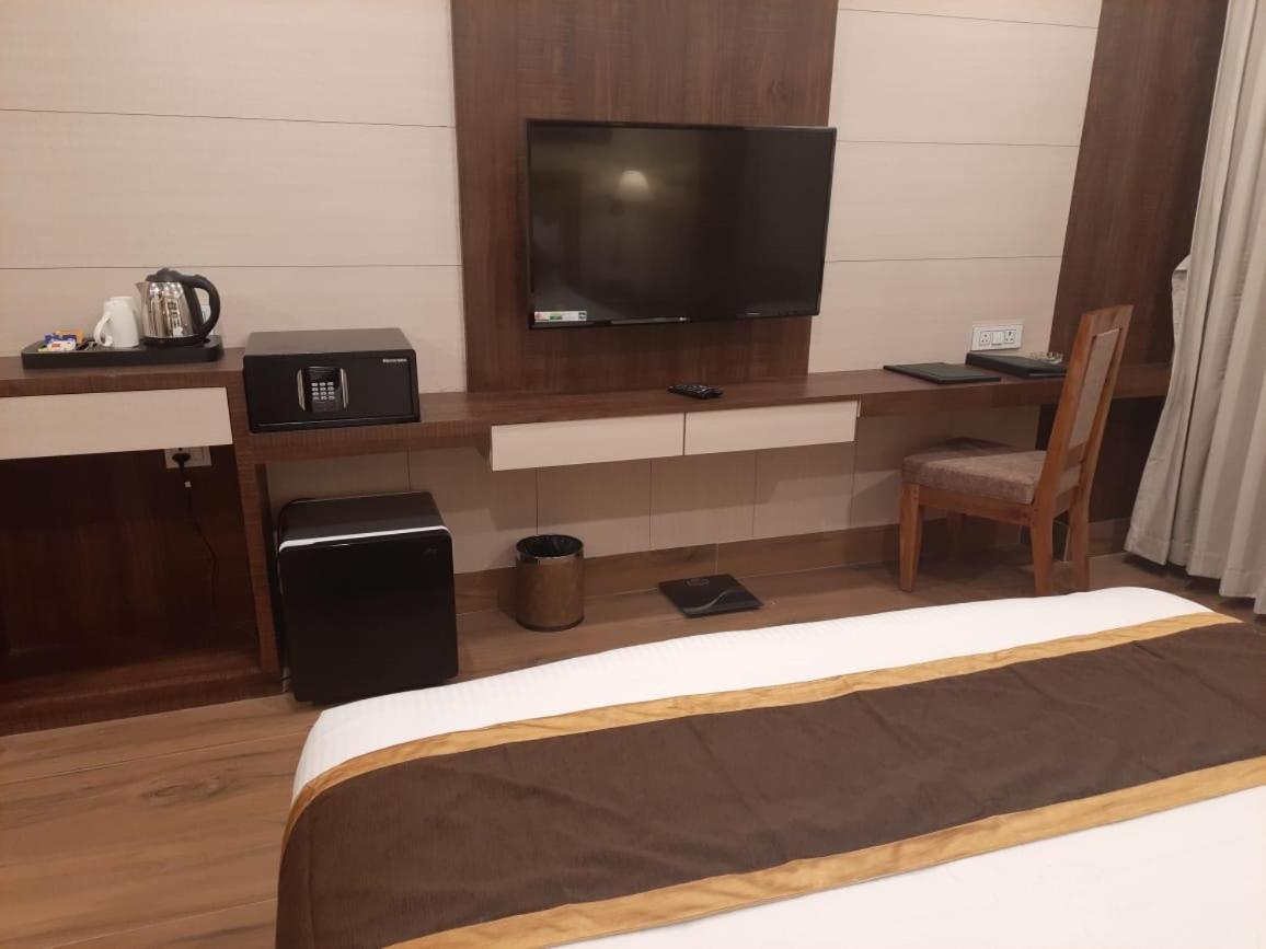 آغارتالا Hotel Rimi International المظهر الخارجي الصورة