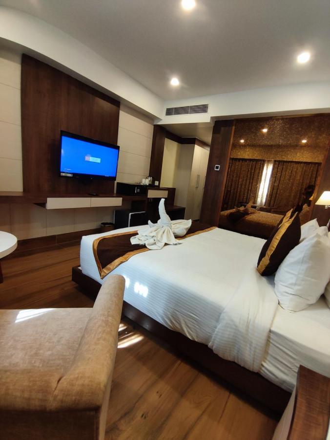 آغارتالا Hotel Rimi International المظهر الخارجي الصورة